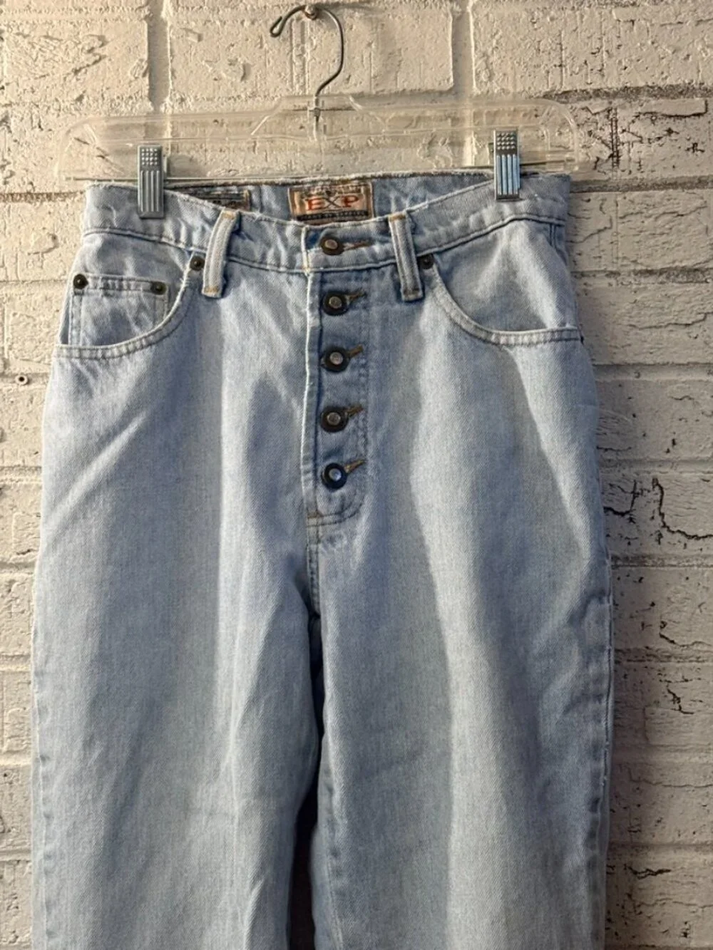 EXP by Express Vintage 90s High Rise Button Fly Mom Jeans Light Wash Women's 5/6